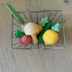 Raduga Grez pretend food + market basket